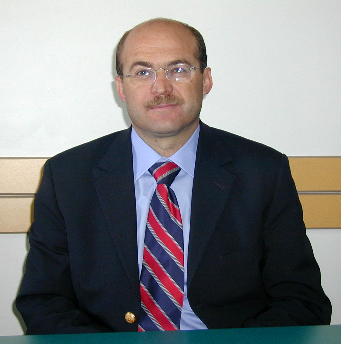 Avukat Mevlüt Akgün Kimdir