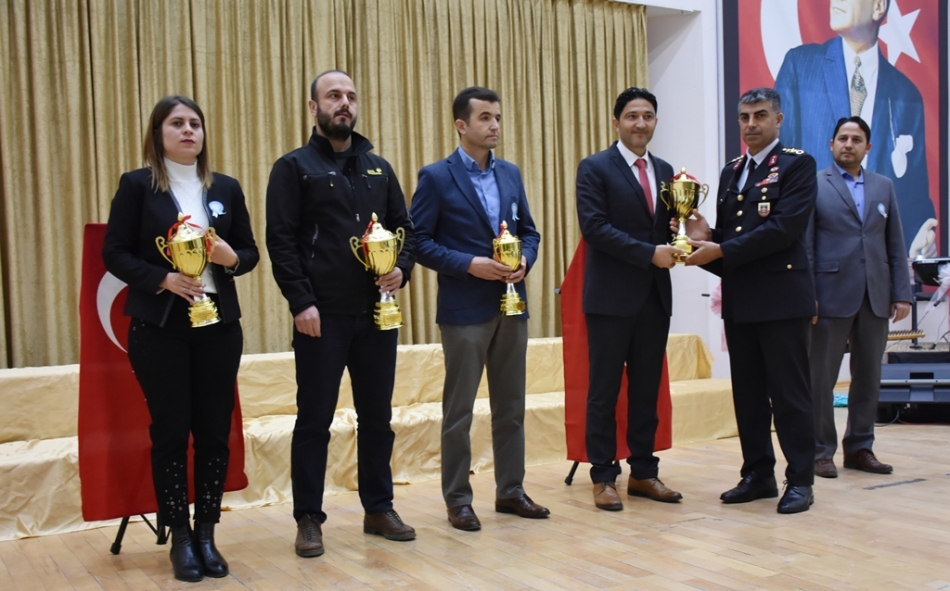 Karamanda 24 Kasım Öğretmenler Günü