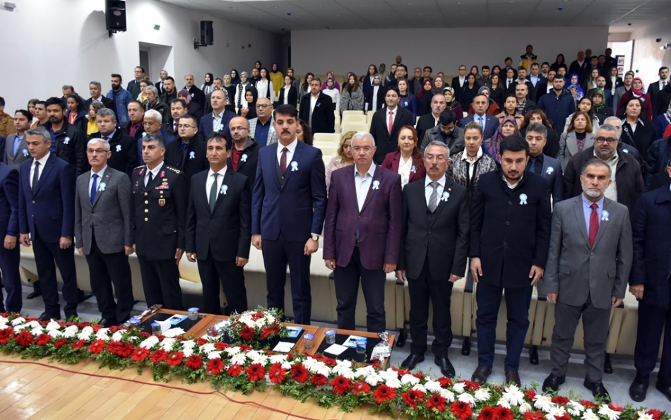 Karamanda 24 Kasım Öğretmenler Günü