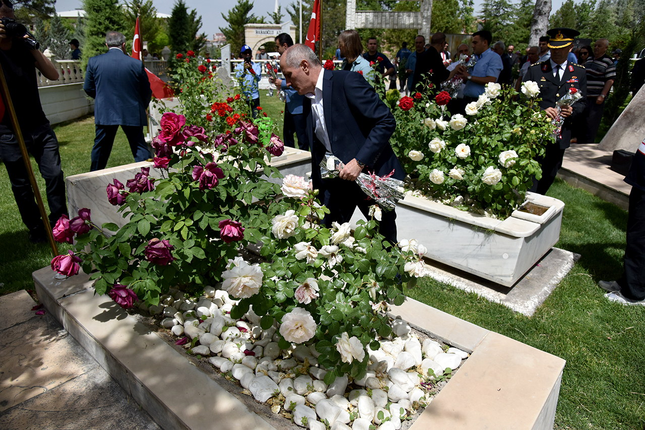 Vali Fahri Meral'in Ramazan Bayramı Mesajı