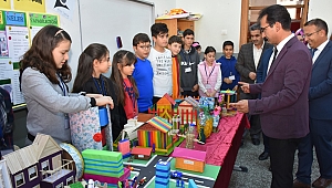 Ortaokul ve Lise Öğrencileri, Hayallerini TÜBİTAK Projeleriyle Anlattı
