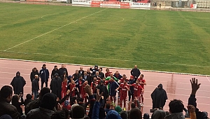 Karaman BelediyeSpor rakibini 8-2'lik skorla yendi