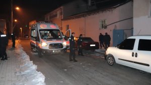 Karaman'da bir eve silahla ateş edildi: 1 yaralı