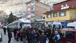 Karaman'dan Elazığ'a 9'ncu yardım tırı da yola çıktı