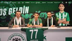 Konyaspor, U17 milli oyuncusu Şener Kaya ile sözleşme imzaladı