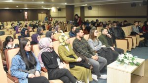 KMÜ'de İİBF öğrencilerine kariyer tüyoları