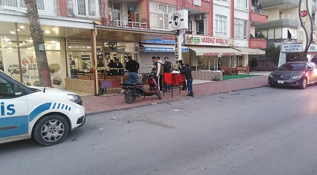 Mersinde Kuaföre silahlı saldırı: 1 ölü