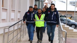 Alacak verecek kavgasında ağır yaralanan genç hayatını kaybetti