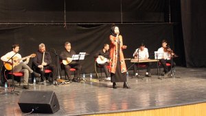 Karaman'da gençlik merkezleri arası 'Türk müziği yarışması ve bilgi yarışması' yapıldı