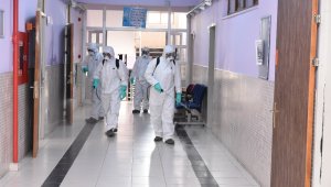 Karatay Belediyesi, ilçedeki tüm okulları dezenfekte ediyor