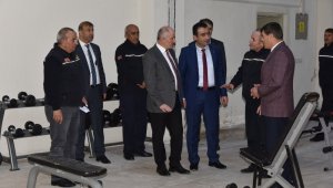 Vali Meral, itfaiyeyi ziyaret etti