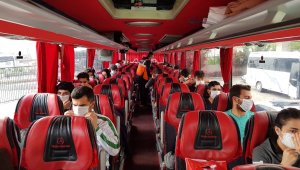 14 günlük karantina süresi dolan öğrenciler evlerine gönderildi
