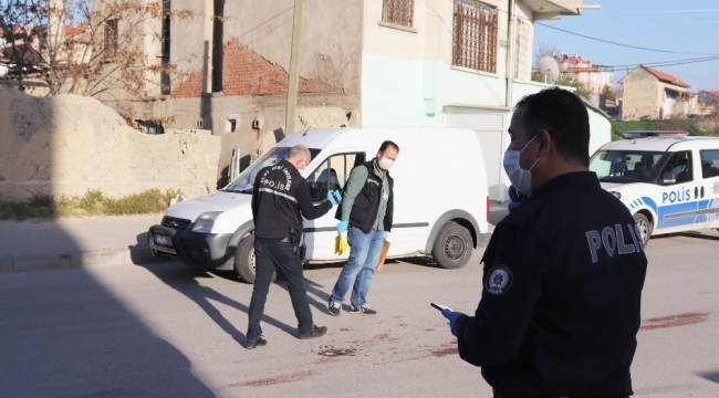 Karaman'da bıçaklı kavgada bir kişi yaralandı