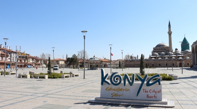 Konya'da sokaklar sessizliğe büründü