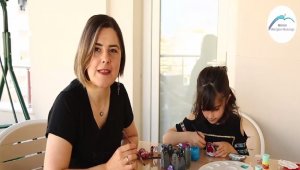 Mersinli öğretmenlerden 'cam cama değil, can cana eğitim için evde kal' çağrısı
