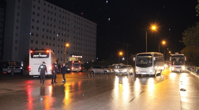 Suudi Arabistan'dan getirilen 269 kişi Karaman'da yurda yerleştirildi