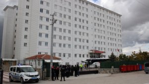 Yurtta karantinada kalan öğrenciden devletine videolu teşekkür