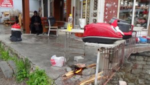 Afrikalı kimsesiz kadın sokakta bulundu