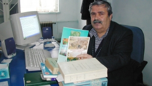 EMEKLİ VATANDAŞ, KARAMAN'IN TARİHİNİ YAZIYOR