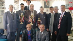 GENÇLER FUTBOL LİGİ'NDE KUPALAR SAHİBİNİ BULDU