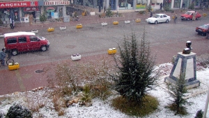KARAMAN'A MEVSİMİN İLK KARI YAĞDI