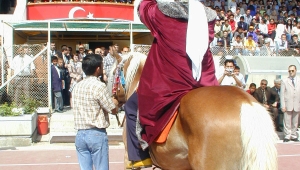 KARAMAN'DA 726. TÜRK DİL BAYRAMI VE YUNUS EMRE'Yİ ANMA ETKİNLİKLERİ