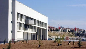 KARAMAN VALİLİK BİNASINA ÇEVRE DÜZENLEMESİ