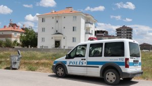 Karaman'da iki bina karantinaya alındı