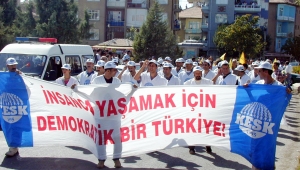 KESK ÜYELERİ KARAMAN'A GELDİ