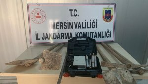Mersin'de izinsiz kazı yapan 3 kişi yakalandı