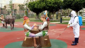 Mersin'de parklar, yaşlılar ve çocuklar için hazırlanıyor