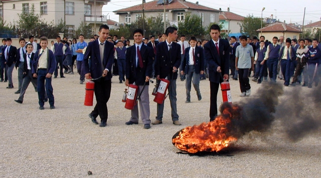 OKULDA YANGIN TATBİKATI
