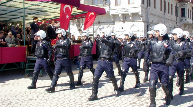 POLİS HAFTASI KARAMAN'DA TÖRENLERLE KUTLANDI