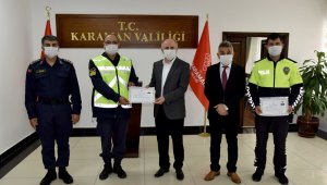 Vali Meral, jandarma ve poliste başarılı personeli ödüllendirdi