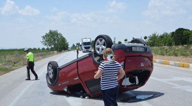 Ereğli Kontrolden çıkan otomobil takla attı: 2 yaralı