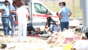 Konya'da minibüs ile tır çarpıştı: 6 ölü
