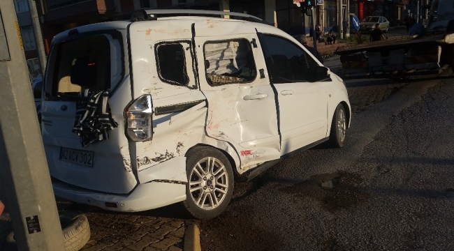 Konya'da tır ve hafif ticari araç çarpıştı: 1 yaralı