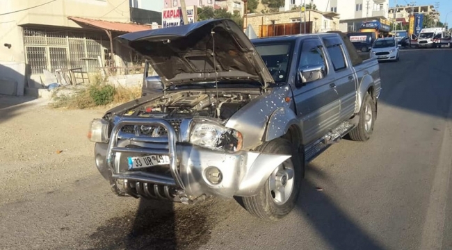 Mut'ta Kaza otomobil kamyonetle çarpıştı: 6 yaralı