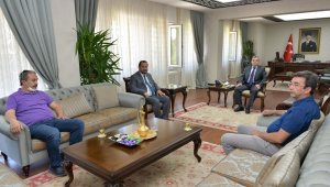 Rektör Akgül'den Vali Işık'a hayırlı olsun ziyareti