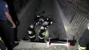 Ereğlide Motosiklet boş su kanalına düştü: 3 yaralı