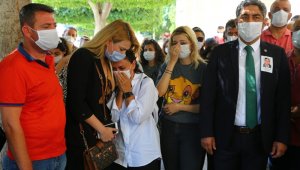 Öldürülen avukatın cenazesinde gözyaşları sel oldu