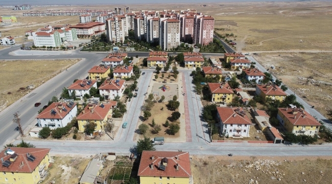 Karaman Belediyesinde asfalt ve kaldırım çalışmaları devam ediyor