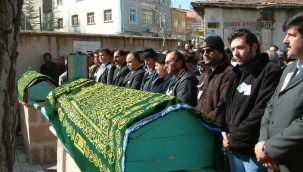 KONYA'DA 11 KATILI BİNANIN ÇÖKMESİ..