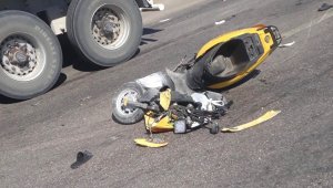 Tırla çarpışan motosikletteki 4 yaşındaki çocuk hayatını kaybetti