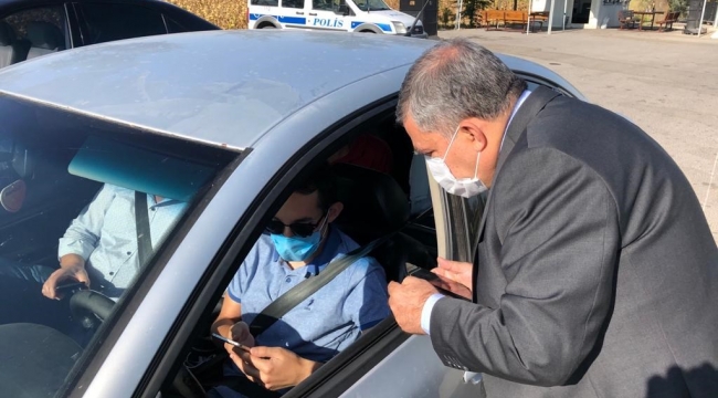 Vali Mehmet Alpaslan Işık Trafik Uygulama Noktalarında Denetlemelerde Bulundu