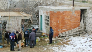 DUMANDAN ZEHİRLENEREK ÖLDÜ