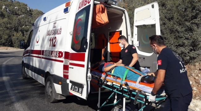 Erdemli'de tarım işçilerini taşıyan midibüs devrildi: 1 ölü, 34 yaralı