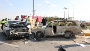Karaman'da kaza sonrası ortalık savaş alanına döndü: 5 yaralı