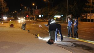 Karaman'da tırın çarptığı motosiklet sürücüsü öldü
