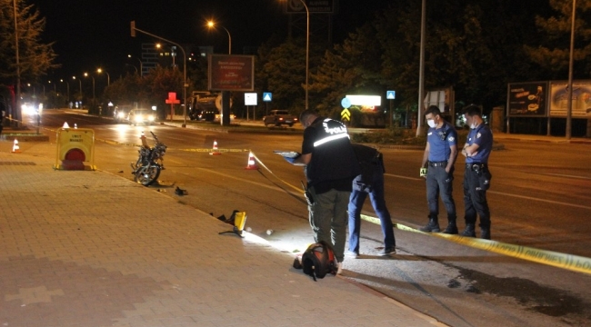 Karaman'da tırın çarptığı motosiklet sürücüsü öldü